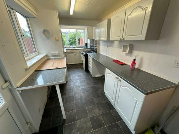 83 Shobnall Street, Burton-On-Trent, Staffordshire DE14 2HJ