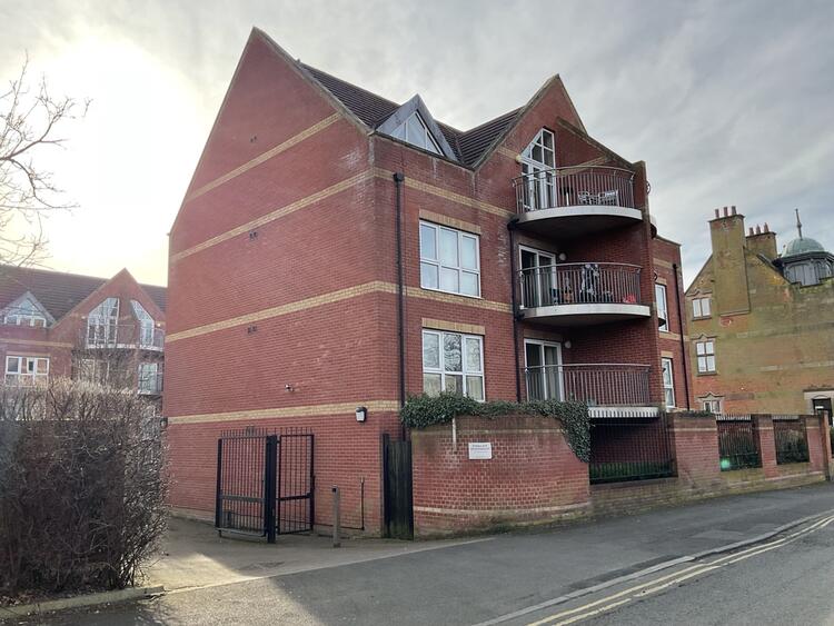 Apartment 8 Park Gate, 36 Reginald Street, Derby DE23 8FQ