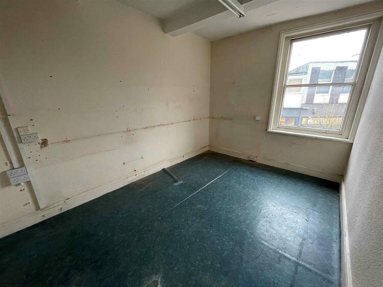 2 Mill Street, Congleton, Staffordshire CW12 1AB