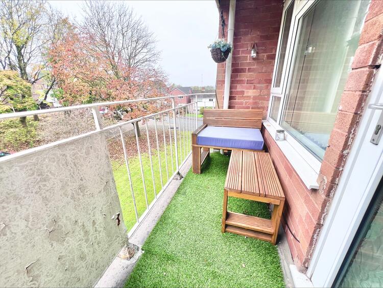 9 Woburn Crescent, Great Barr, Birmingham, West Midlands B43 6AX