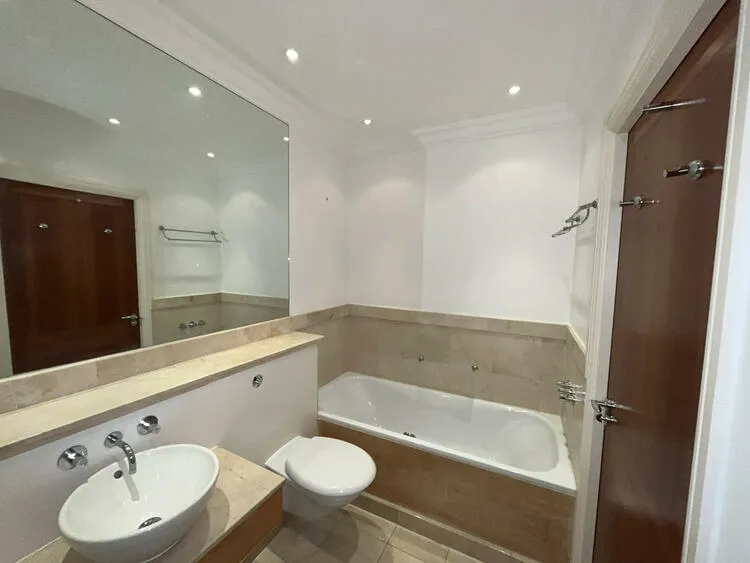 Flat 23, Lime House, 33 Melliss Avenue, Richmond TW9 4AE