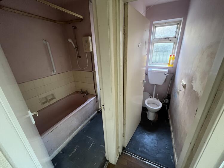 7 Pear Tree Close, Hartshorne, Swadlincote, Derbyshire DE11 7AQ