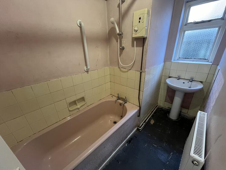 7 Pear Tree Close, Hartshorne, Swadlincote, Derbyshire DE11 7AQ