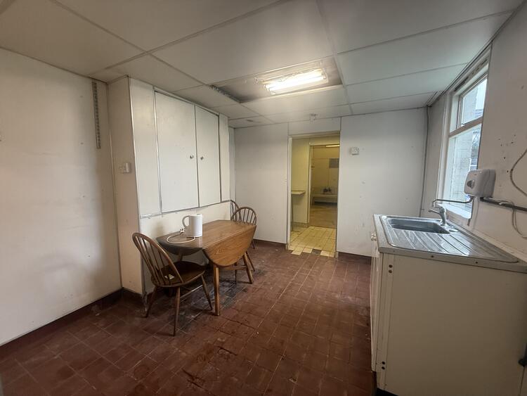 34 - 36 Victoria Road, Kirkby-In-Ashfield, Nottingham NG17 8AR