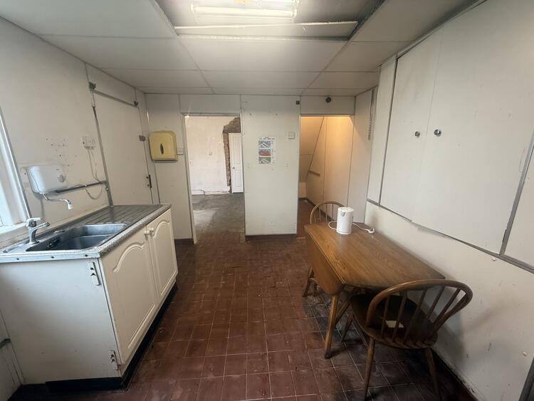 34 - 36 Victoria Road, Kirkby-In-Ashfield, Nottingham NG17 8AR