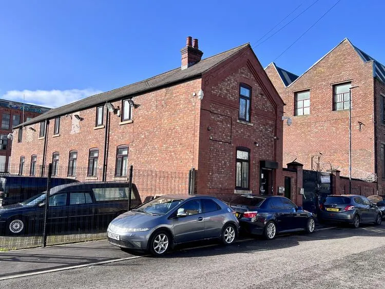 1 Lund Street, Manchester M16 9EJ