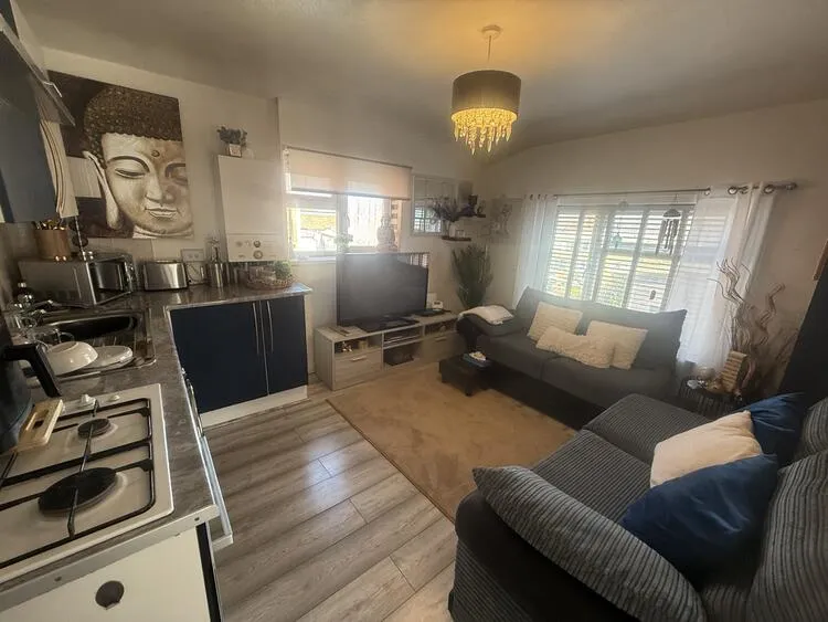16 - 18 Mansfield Road, Daybrook, Nottingham NG5 6AA