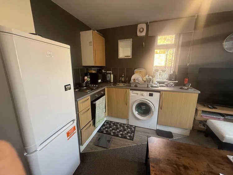 16 - 18 Mansfield Road, Daybrook, Nottingham NG5 6AA