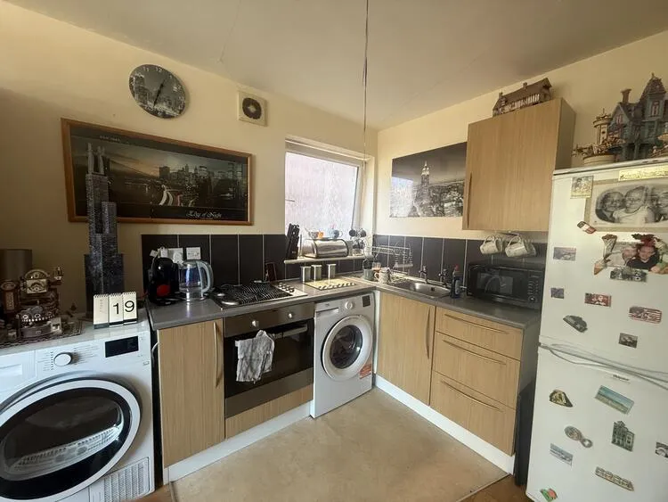 16 - 18 Mansfield Road, Daybrook, Nottingham NG5 6AA