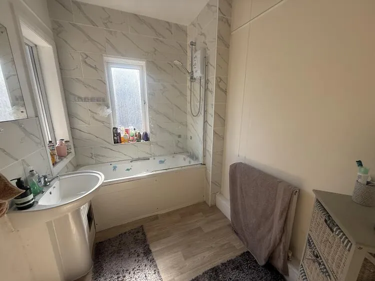 16 - 18 Mansfield Road, Daybrook, Nottingham NG5 6AA