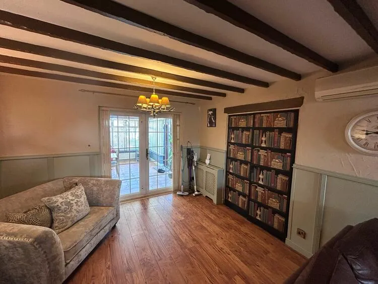 79 Meadow Lane, Long Eaton, Nottingham NG10 2FP