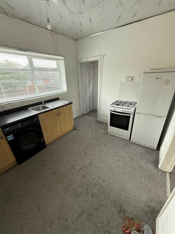 34 Lincoln Road, Stoke-On-Trent ST6 3DE