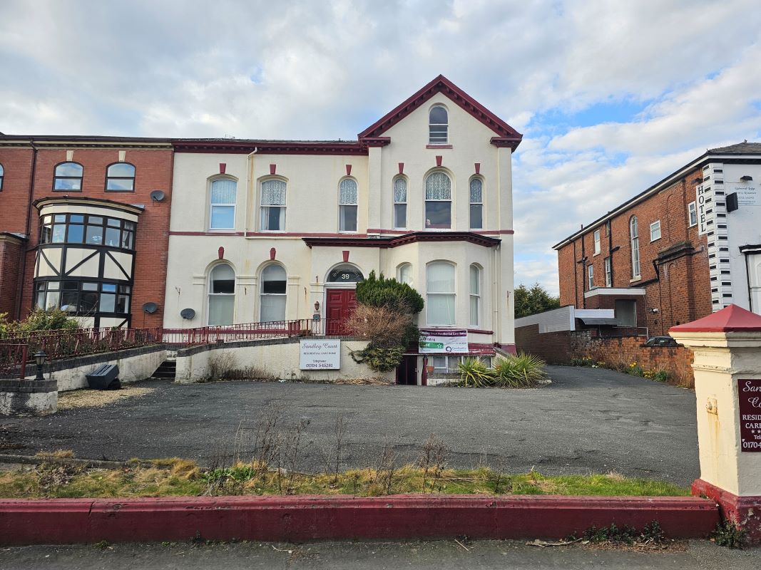Sandley Court Care Home 39 Queens Road, Southport, Merseyside, PR9 9EX