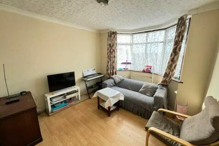8 Hockett Street, Coventry CV3 5FR