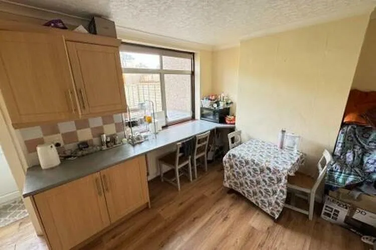 8 Hockett Street, Coventry CV3 5FR