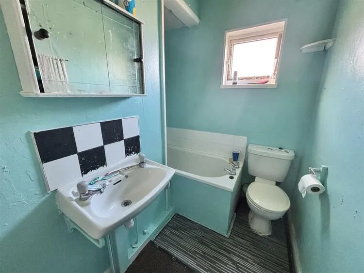 81 Albany Street, Ilkeston DE7 5AD