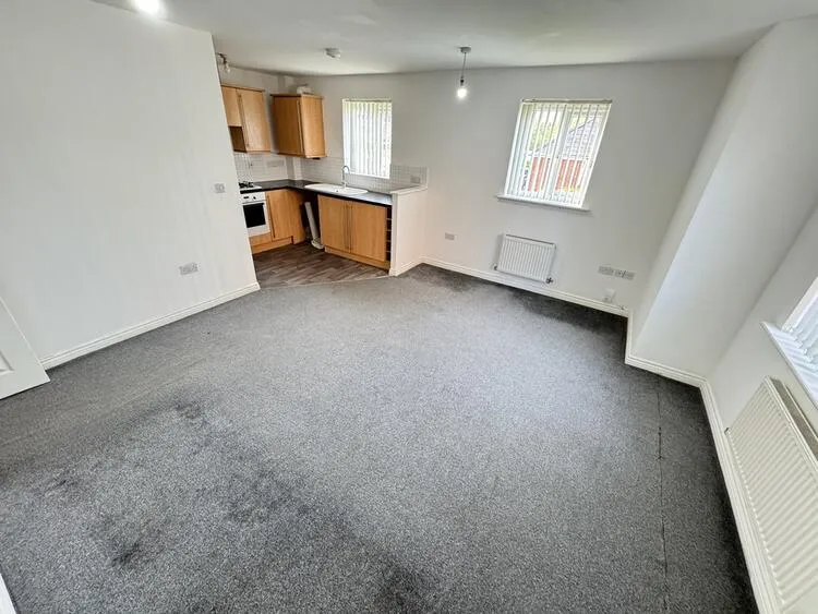 137 Signet Square, Coventry CV2 4NY