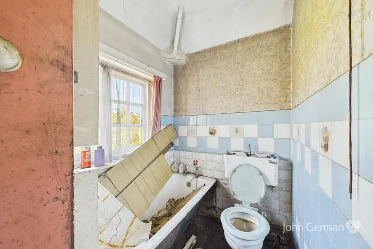 141 Lichfield Road, Branston, Burton-On-Trent, Staffordshire DE14 3HD