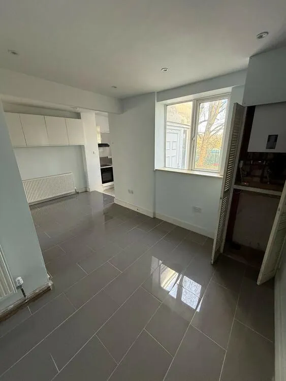 194 Harborne Lane, Selly Oak, Birmingham B29 6TQ