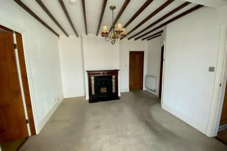 4 Burton Manor Road, Stafford, Stafford ST17 9QJ