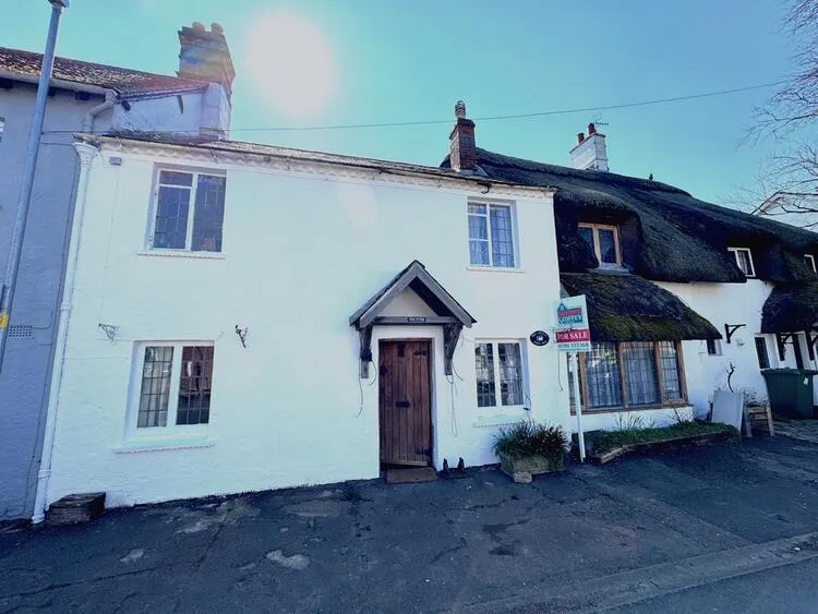 Avon Cottage, Main Road, Wyre Piddle, Pershore, Worcestershire WR10 2JB