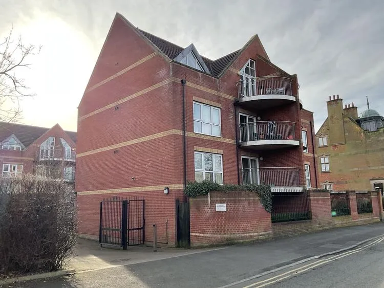 Apartment 8 Park Gate, 36 Reginald Street, Derby DE23 8FQ