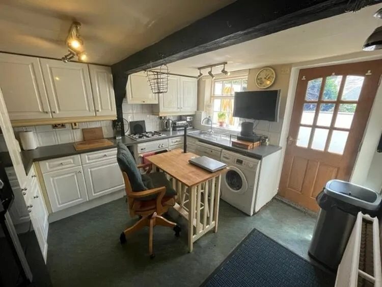 9 Castle Hill, Castle Donington, Derby DE74 2LD