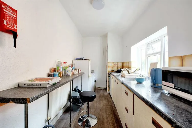 91 Haydn Road, Nottingham NG5 2LA
