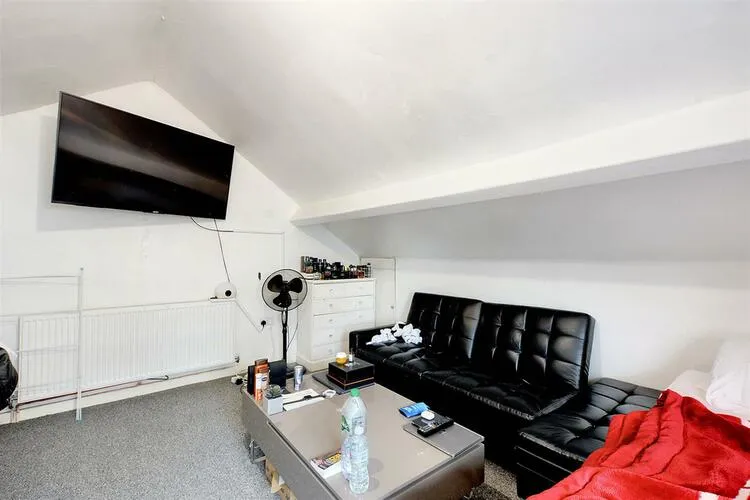 91 Haydn Road, Nottingham NG5 2LA