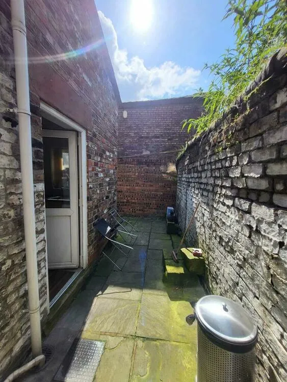 15 James Street, Garston, Liverpool, Merseyside L19 2LS