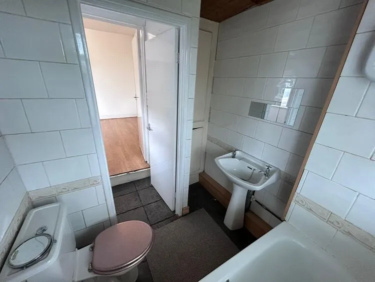 650A Chesterfield Road, Sheffield S8 0SB