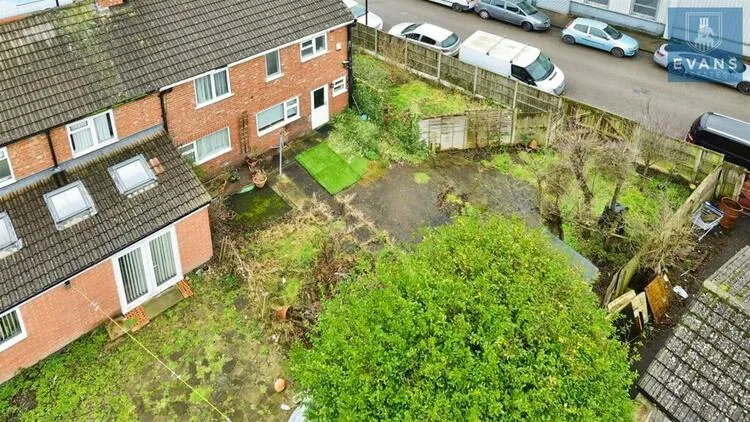50 St. Lawrences Road, Coventry CV6 7AA