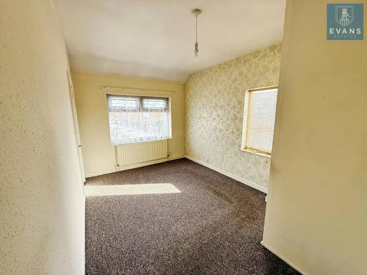50 St. Lawrences Road, Coventry CV6 7AA