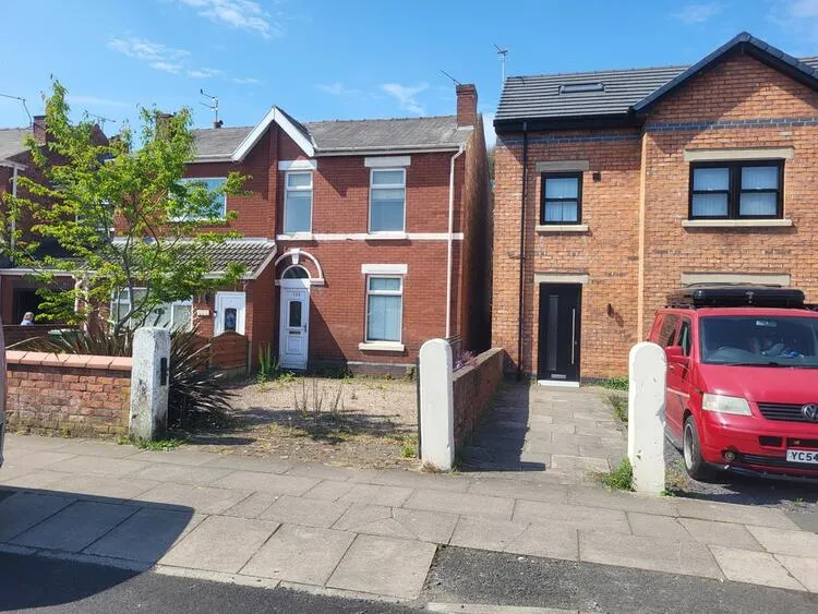 120 Old Park Lane, Southport PR9 7BS