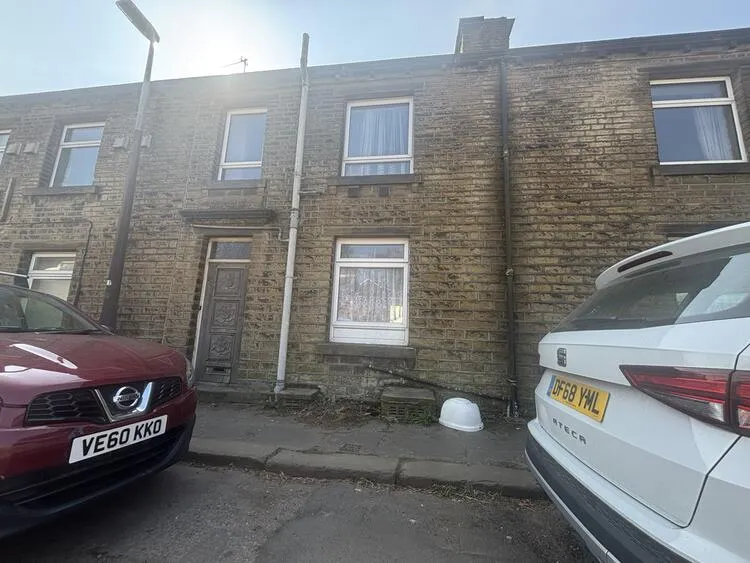 509 - 511 New Hey Road, 4 and 6 Ray Gate, Mount, Huddersfield HD3 3XN