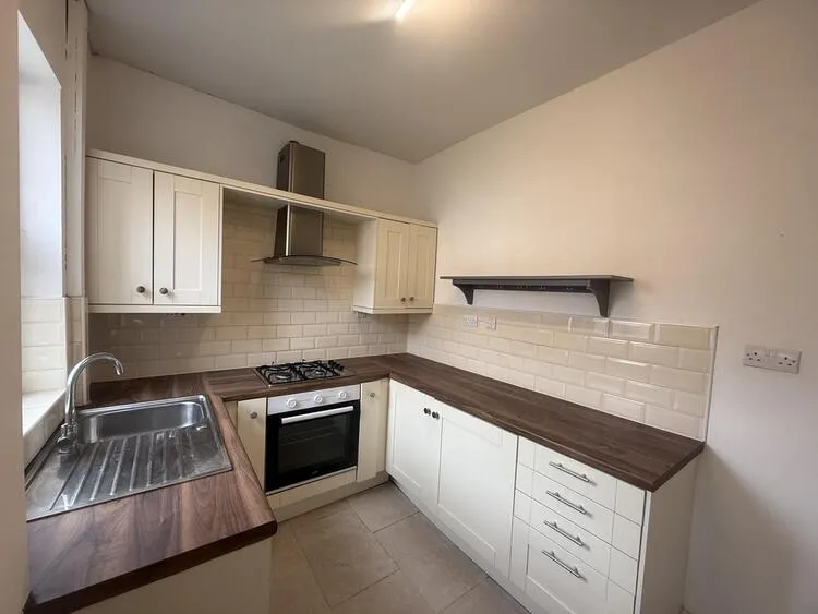 1 Grimsby Terrace, Nottingham NG3 1DN