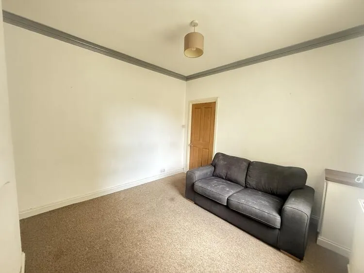 1 Grimsby Terrace, Nottingham NG3 1DN