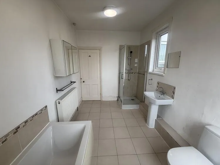 1 Grimsby Terrace, Nottingham NG3 1DN