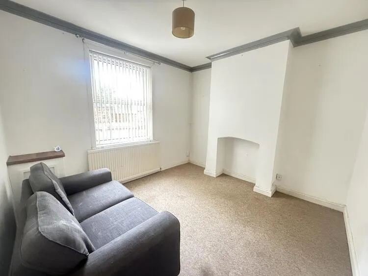 1 Grimsby Terrace, Nottingham NG3 1DN