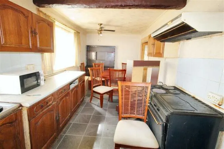 28 Barnfield Road, Southampton, Hampshire SO19 9GS