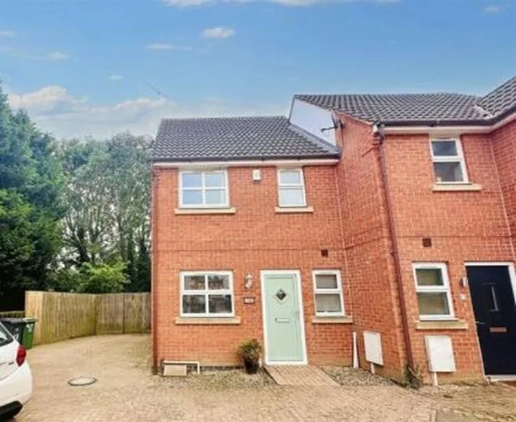 10 Cygnet Close, Sileby, Loughborough, Leicestershire LE12 7LJ
