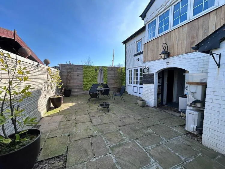 79 Meadow Lane, Long Eaton, Nottingham NG10 2FP