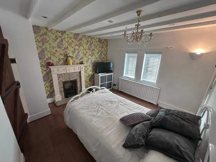 79 Meadow Lane, Long Eaton, Nottingham NG10 2FP