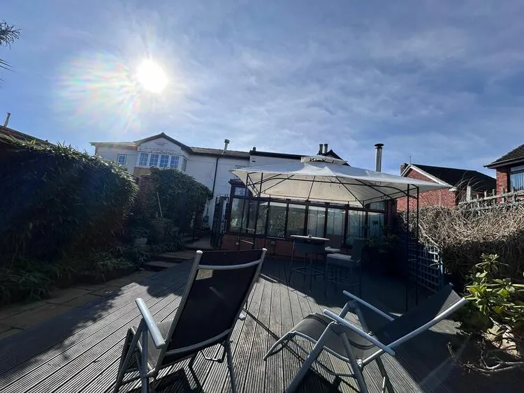 79 Meadow Lane, Long Eaton, Nottingham NG10 2FP