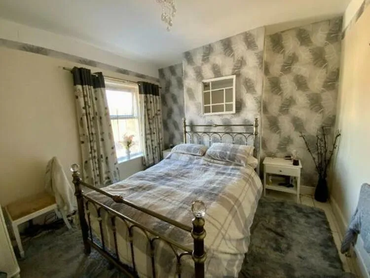 45 Mountford Street, Burslem, Stoke-On-Trent ST6 4EJ