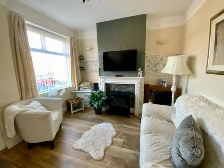 45 Mountford Street, Burslem, Stoke-On-Trent ST6 4EJ