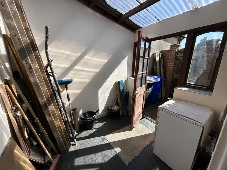 48 Wood Street, Burton-On-Trent DE14 3AB