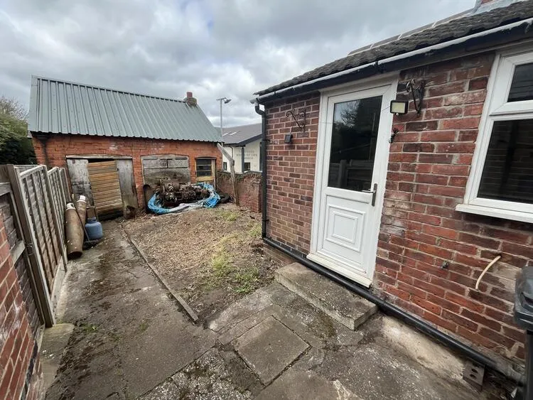 11 Kirkhill, Shepshed, Loughborough LE12 9PA