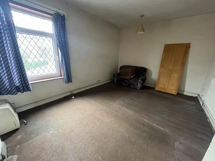 11 Kirkhill, Shepshed, Loughborough LE12 9PA