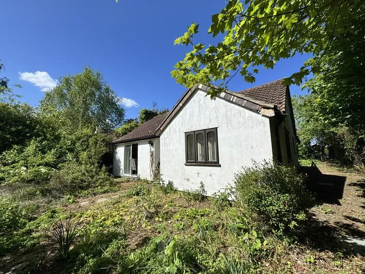 Meadowsweet, Chediston Green, Chediston, Halesworth, Suffolk IP19 0BB